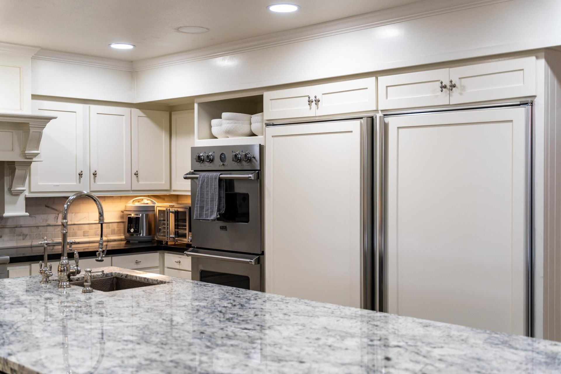 Viking double ovens and built-in Sub-Zero refrigerators